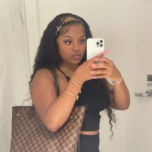 Meet your Posher, Rakayla